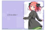 五等分の花嫁∽ 描き下ろし クリアファイル 二乃(階段見返りVer.) キャラアニで
                                                2024年11月発売