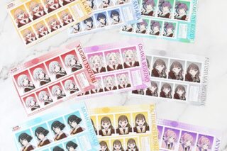 ラブライブ!蓮ノ空女学院スクールアイドルクラブ 証明写真館
 
2024年11月23日発売
で取扱中 (アニメイト)