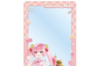 桜ミク 描き下ろし 桜ミク アメリカンダイナーver. Art by ふーみ B8硬質カードケース
 
2025年9月17日発売