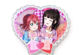 ラブライブ!スクールアイドルフェスティバル 雨の日編(黒澤 ルビィ・黒澤 ダイヤ) グリッターアクリルバッジ
 
2025年10月下旬発売
で取扱中 (アニメイト)
