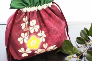 薬屋のひとりごと 巾着バッグ 猫猫【舞扇堂】
 
2025年07月上旬発売