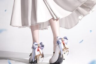 葬送のフリーレン 葬送のフリーレン アイコニック シューズ オブジェ パンプス[34]
 
2026年01月発売
で取扱中 (アニメイト)