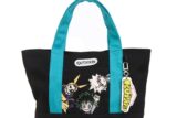 僕のヒーローアカデミア ×OUTDOOR PRODUCTSキーホルダー付きミニキャラトート　緑谷出久×爆豪勝己×オールマイト ターコイズ
 
2025年08月下旬発売
で取扱中