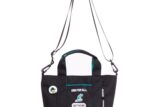 僕のヒーローアカデミア ×OUTDOOR PRODUCTS缶バッチ付きトートショルダー ターコイズ
 
2025年08月下旬発売
で取扱中