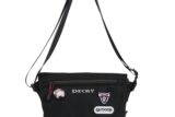 僕のヒーローアカデミア ×OUTDOOR PRODUCTS缶バッチ付きフラップショルダー グレー
 
2025年08月下旬発売
で取扱中