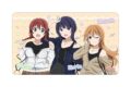 ラブライブ! ニジガク 描き下ろしイラスト 朝香果林&近江彼方&エマ・ヴェルデ おそろいコーデver. マルチデスクマット【再販】
 
2025年11月17日発売