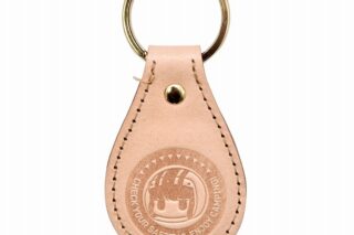 ゆるキャン△ レザーキーホルダー りん アニメイトで
2021年03月発売