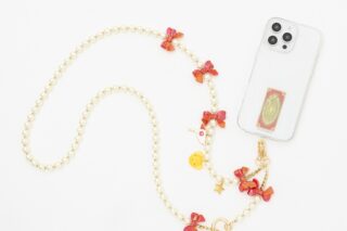 カードキャプターさくら 封印の鍵 モデル スマホショルダー
 
2025年11月発売
で取扱中