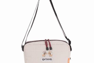 ハイキュー!! スクエアミニショルダー アイボリー
 アニメイトで
2024年08月発売