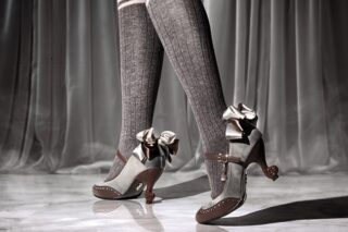 Identity V 第五人格 アイコニック シューズオブジェ パンプス 1.5[LGRY][「囚人」][37]
 アニメイトで
2026年03月発売