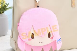 プロセカ ふわぷち リール付きフェイスポーチ 教室のセカイの巡音ルカ
 
2026年04月発売