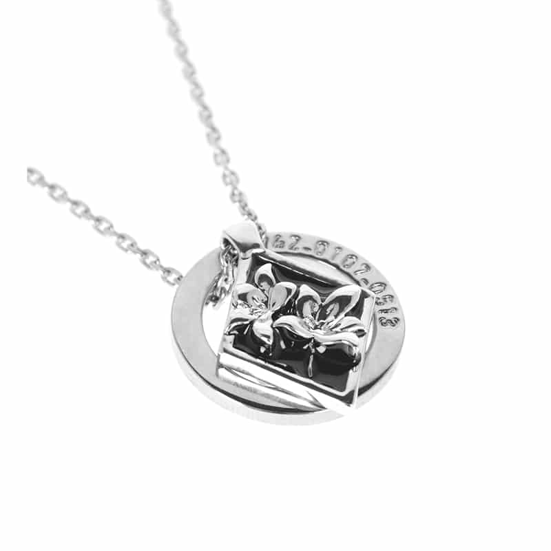 アニメNieR:Automata Ver1.1a 2B/9S チャームネックレス
 
2026年5月17日発売